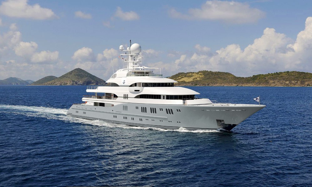 rocinante yacht charter price